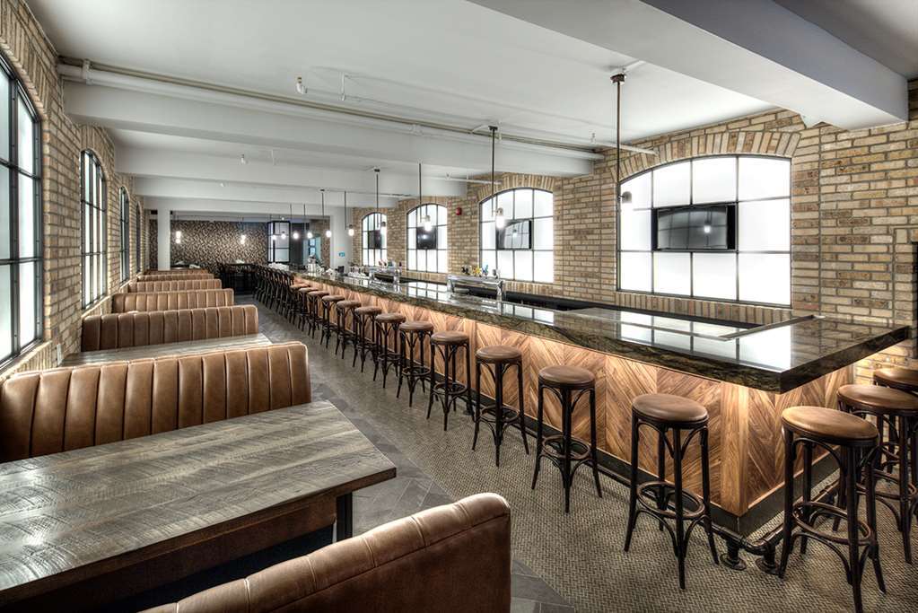 The Walper Hotel, Part Of Jdv By Hyatt Kitchener Restaurant photo